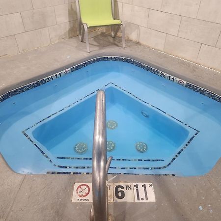 Cash Rewards Inn & Suites Розуэлл Экстерьер фото